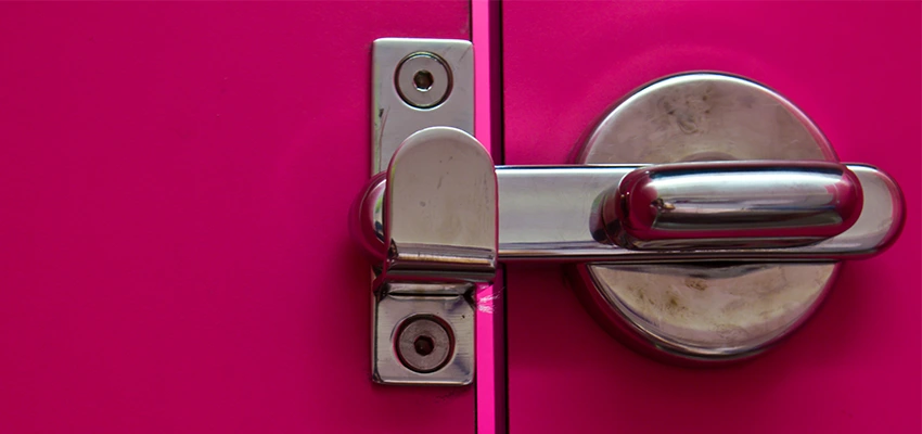 Childproof Gate Lock in Villa Park, California